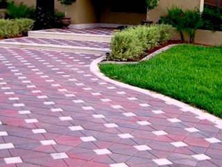 Laying Pavers for a Backyard Patio